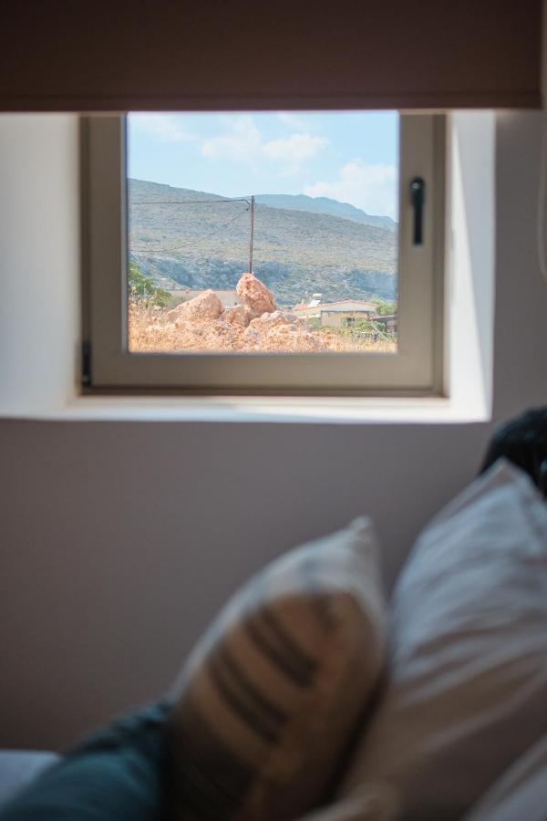 Eden Kythira Hotel Diakofti Exterior photo